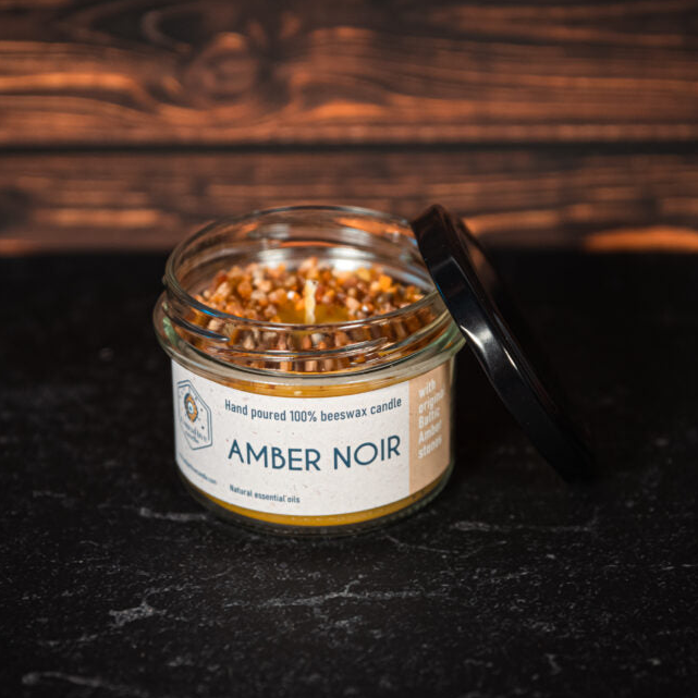 Amber Noir Organic Beeswax Candle