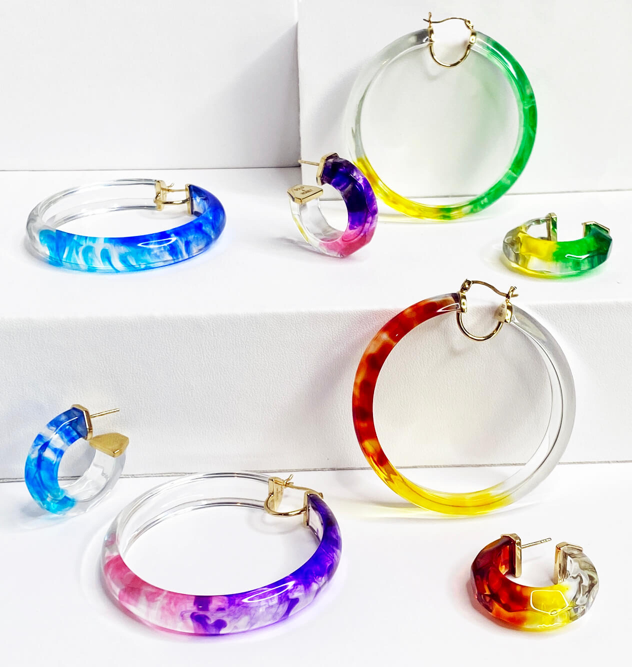 Slip on tie dye bangles 